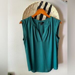 J. Crew Teal Tailored V-Neck Lightweight Sleeveless Top Women's 8 Medium